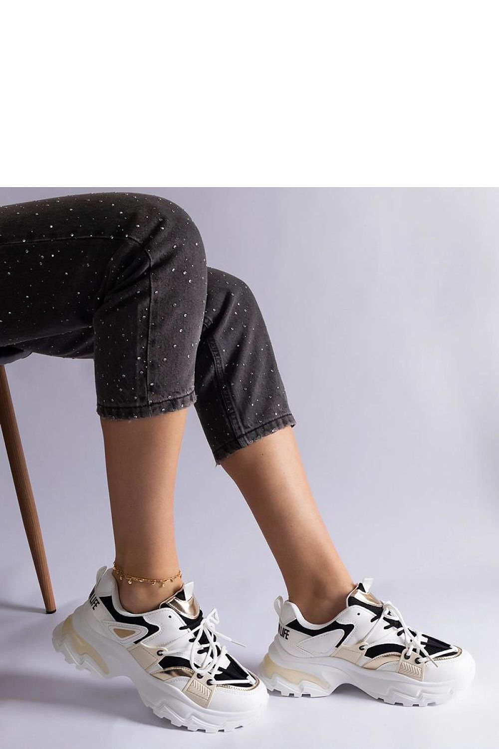   Biało-czarne sneakersy sportowe Sulamita - Solea 