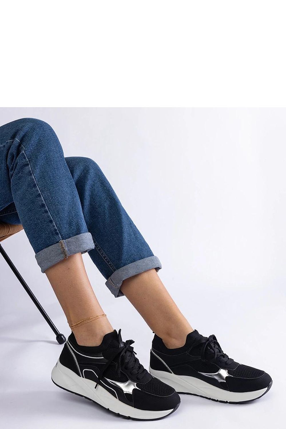   Czarne sneakersy sportowe damskie Elsira - Solea 