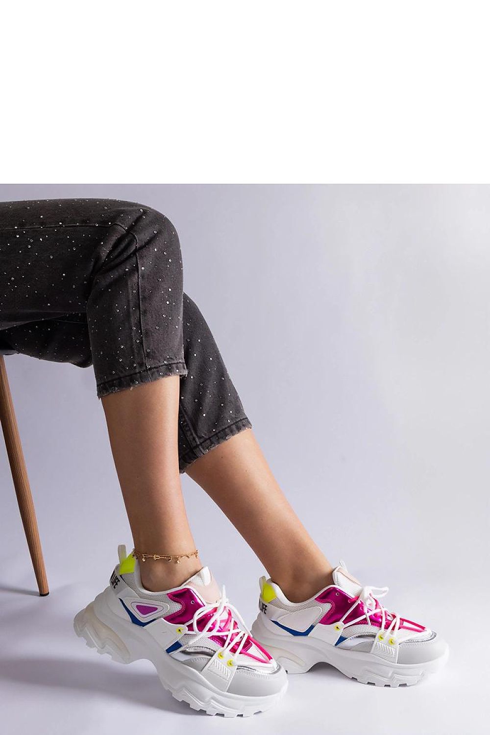   Biało-rózowe sneakersy sportowe Sulamita - Solea 