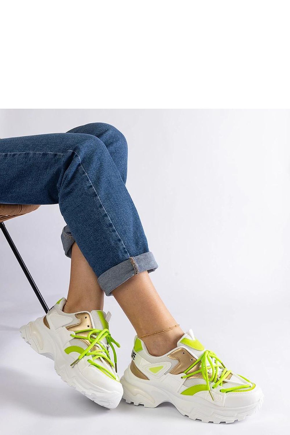   Białe sneakersy sportowe Sulamita - Solea 