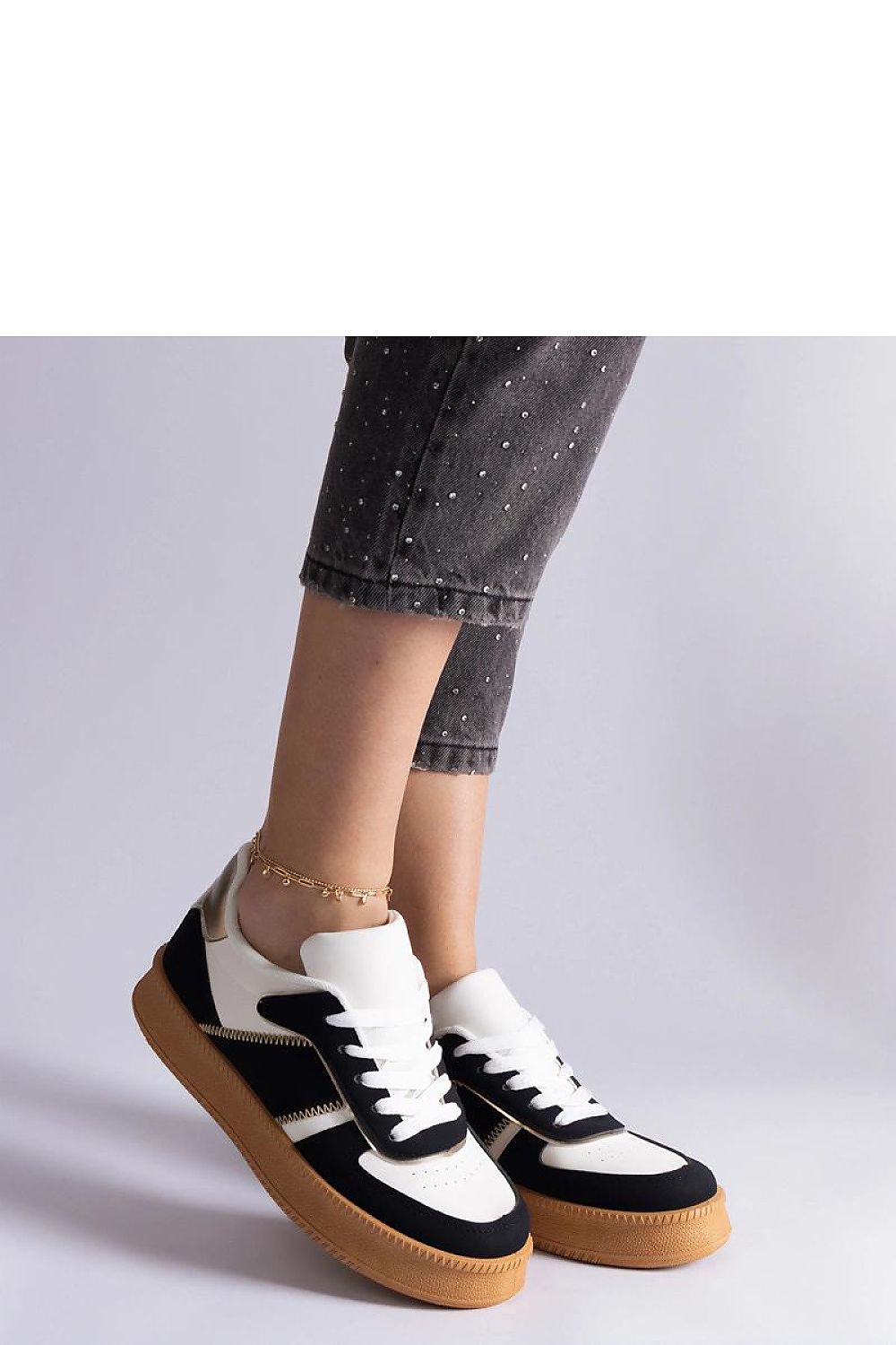   Czarne sneakersy sznurowane na platformie Felicita - Solea 