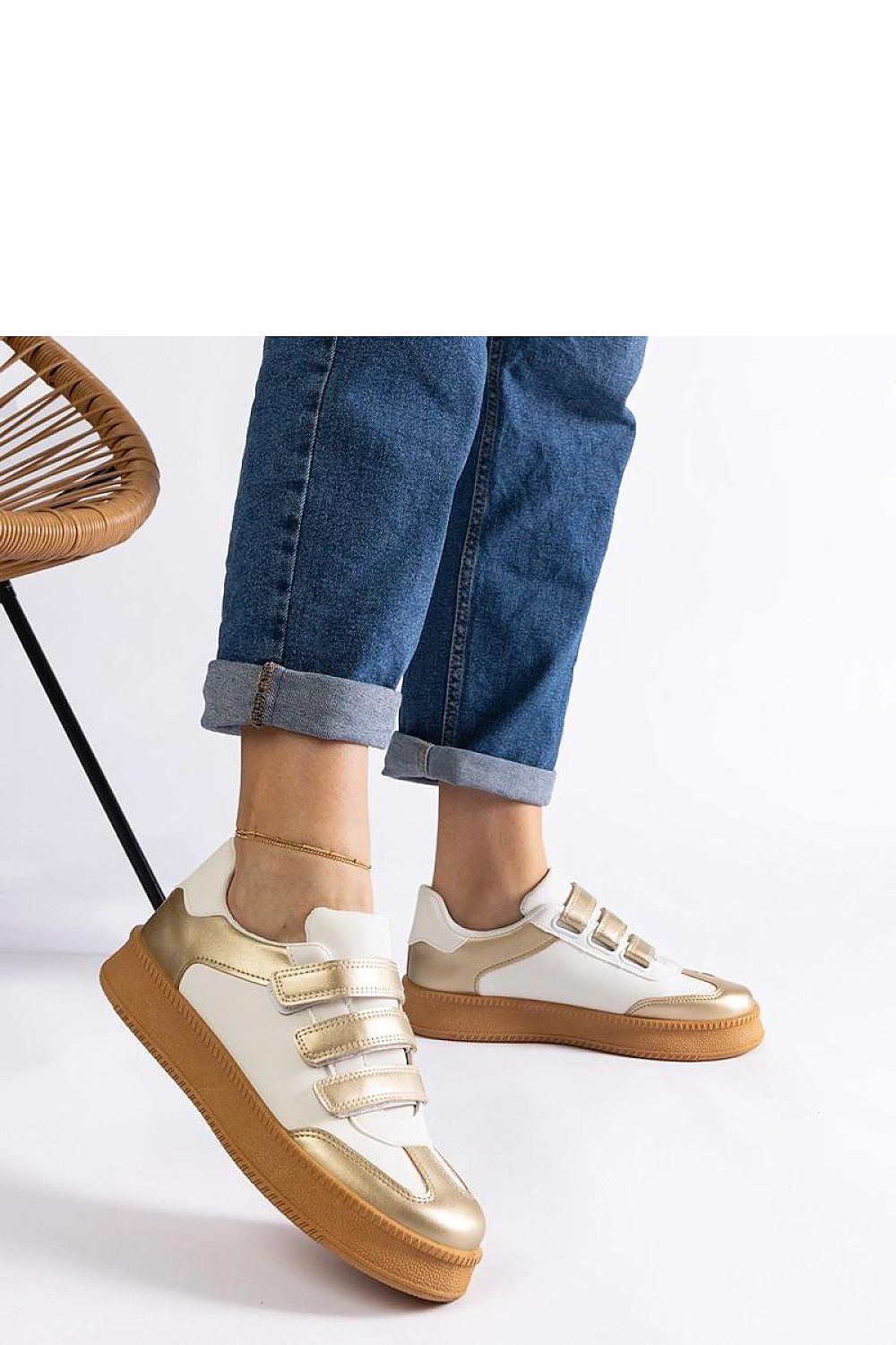   Złote trampki zapinane na rzepy Mena - Solea 