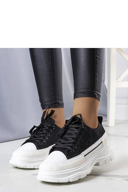   Czarne trampki na wysokiej podeszwie Callani - Solea 