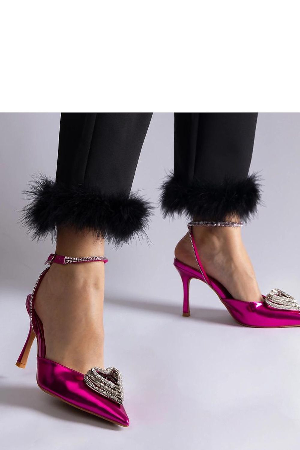   Różowe szpilki z odkrytą pięta zdobione cyrkoniami Isoda - Solea 