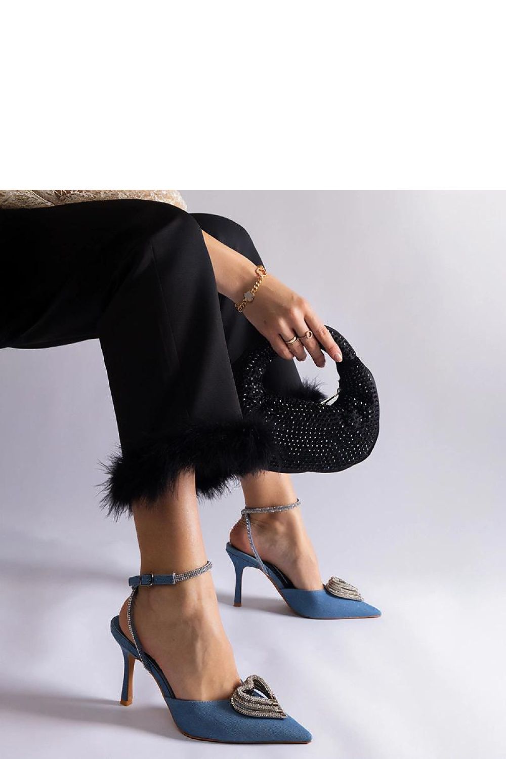   Niebieskie szpilki z odkrytą pięta zdobione cyrkoniami Isoda - Solea 