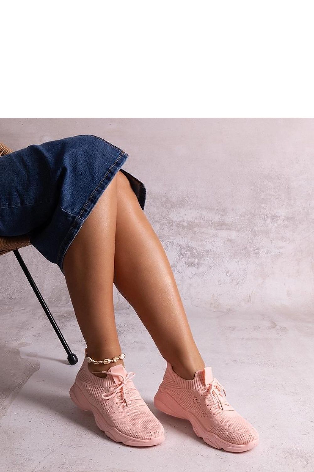   Różowe materiałowe sneakersy Madi - Solea 