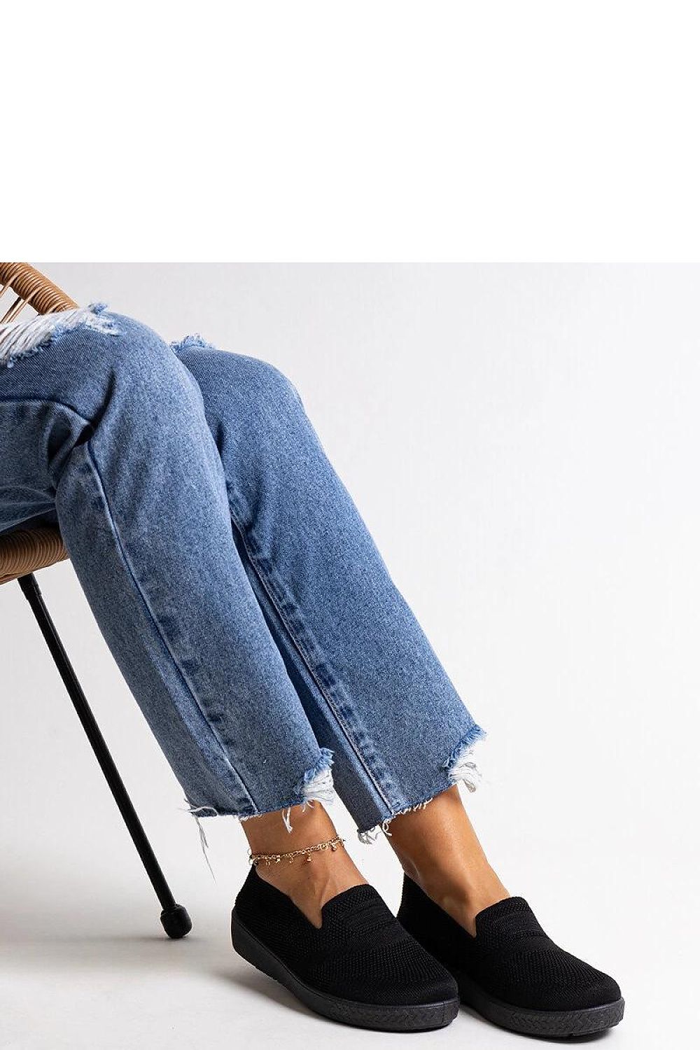   Czarne wsuwane tenisówki Mikaila - Solea 