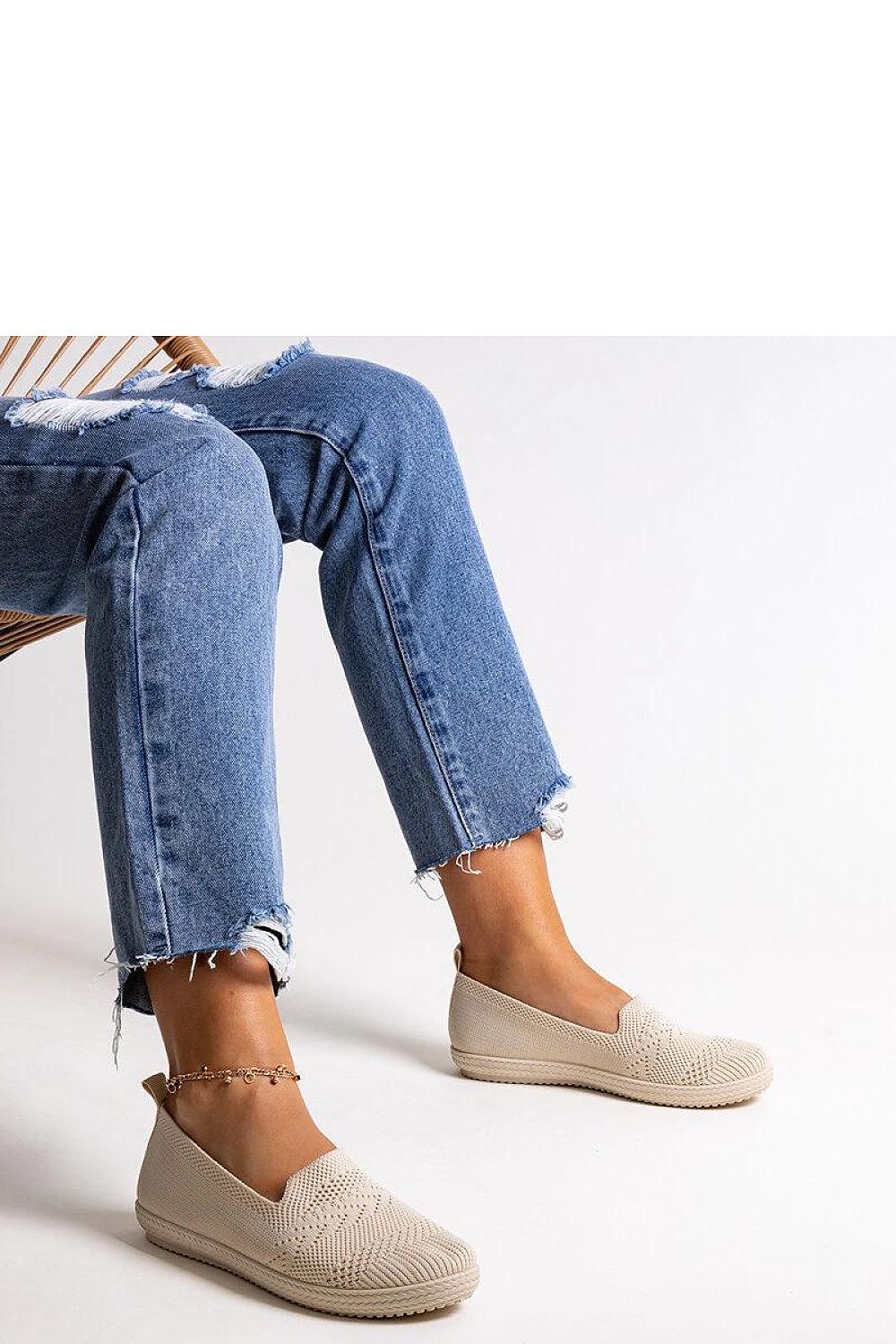   Beżowe wsuwane materiałowe tenisówki Shadhi - Solea 