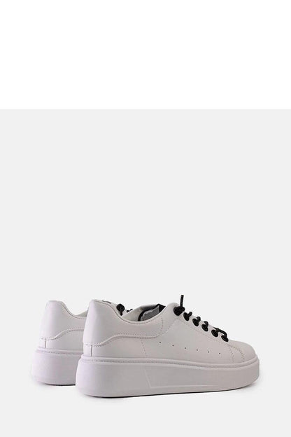   Białe sneakersy z efektownym zdobieniem Asmait - Solea 