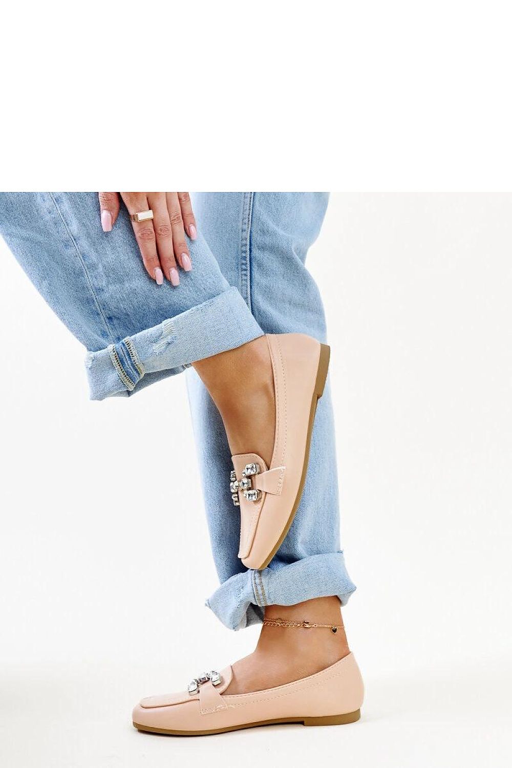   Beżowe mokasyny z cyrkonową klamerką Mali - Solea 