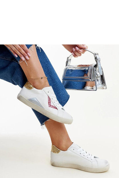   Białe sneakersy z efektem ,,znoszenia`` Gombola - Solea 