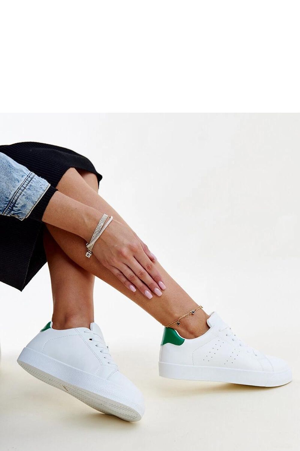   Biało-zielone sneakersy Akila - Solea 