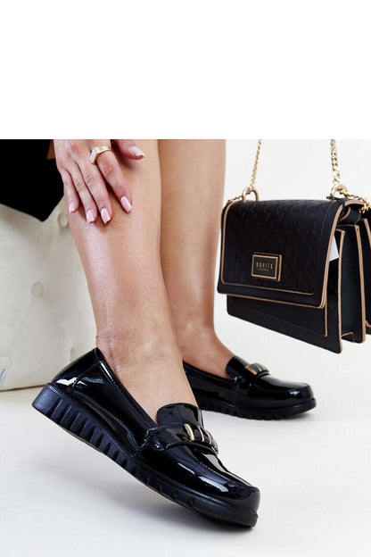   Czarne lakierowane mokasyny z ozdobnym paskiem Marlisa - Solea 