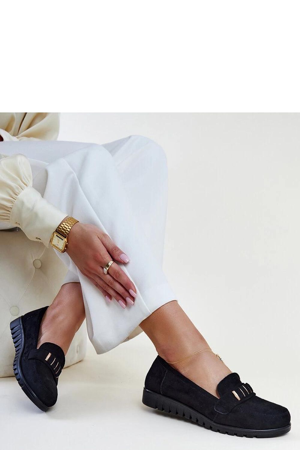   Czarne mokasyny z ozdobnym paskiem Marlisa - Solea 