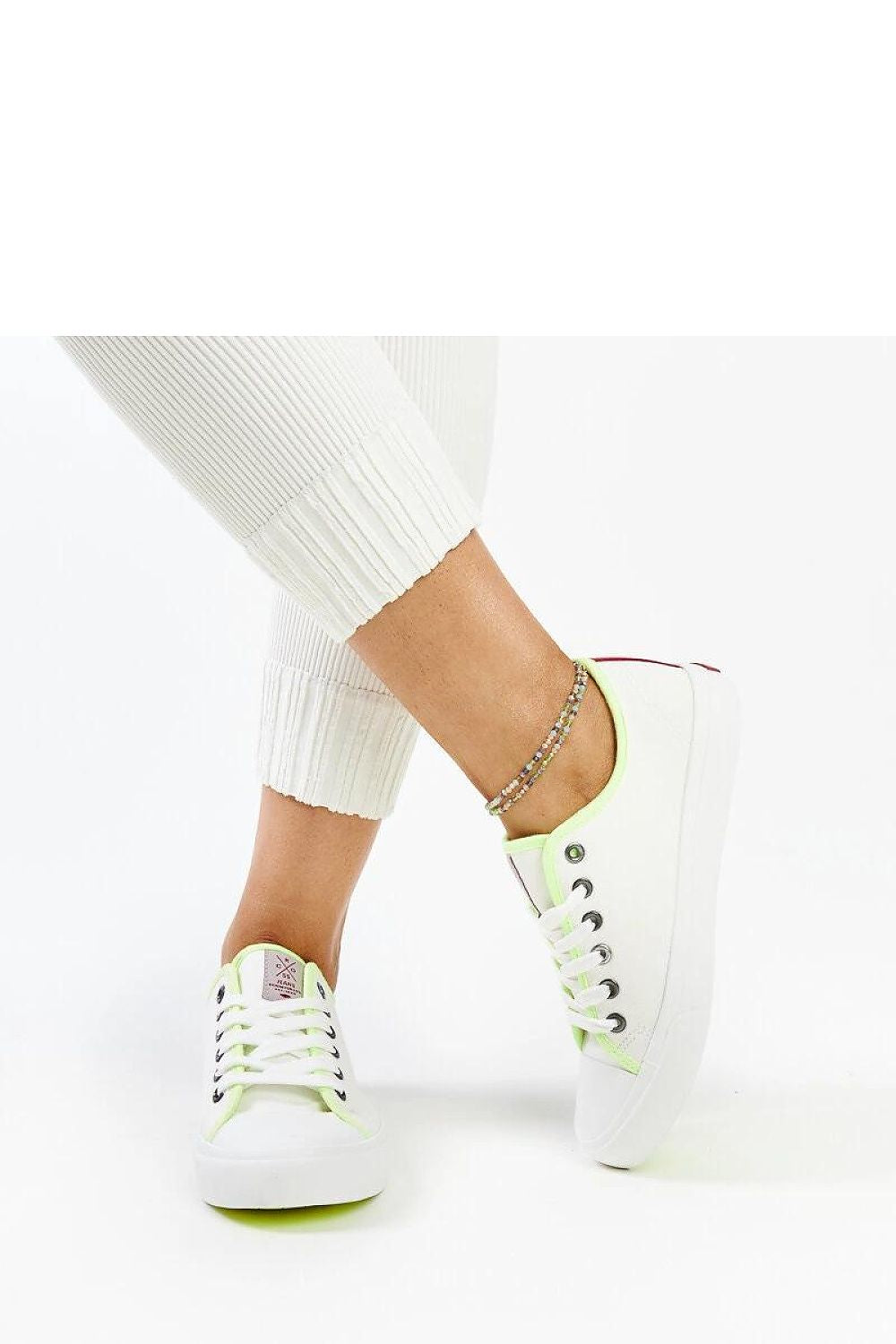   Białe damskie trampki z kolorem CROSS JEANS - Solea 