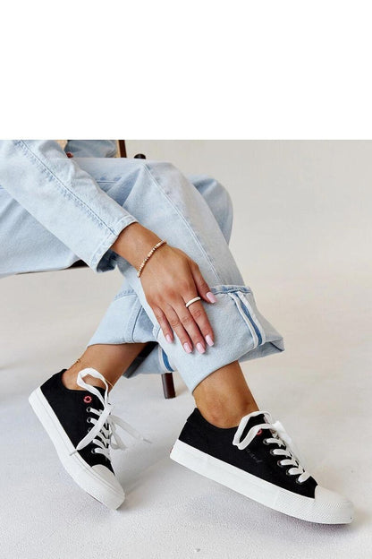   Czarne materiałowe damskie trampki CROSS JEANS - Solea 