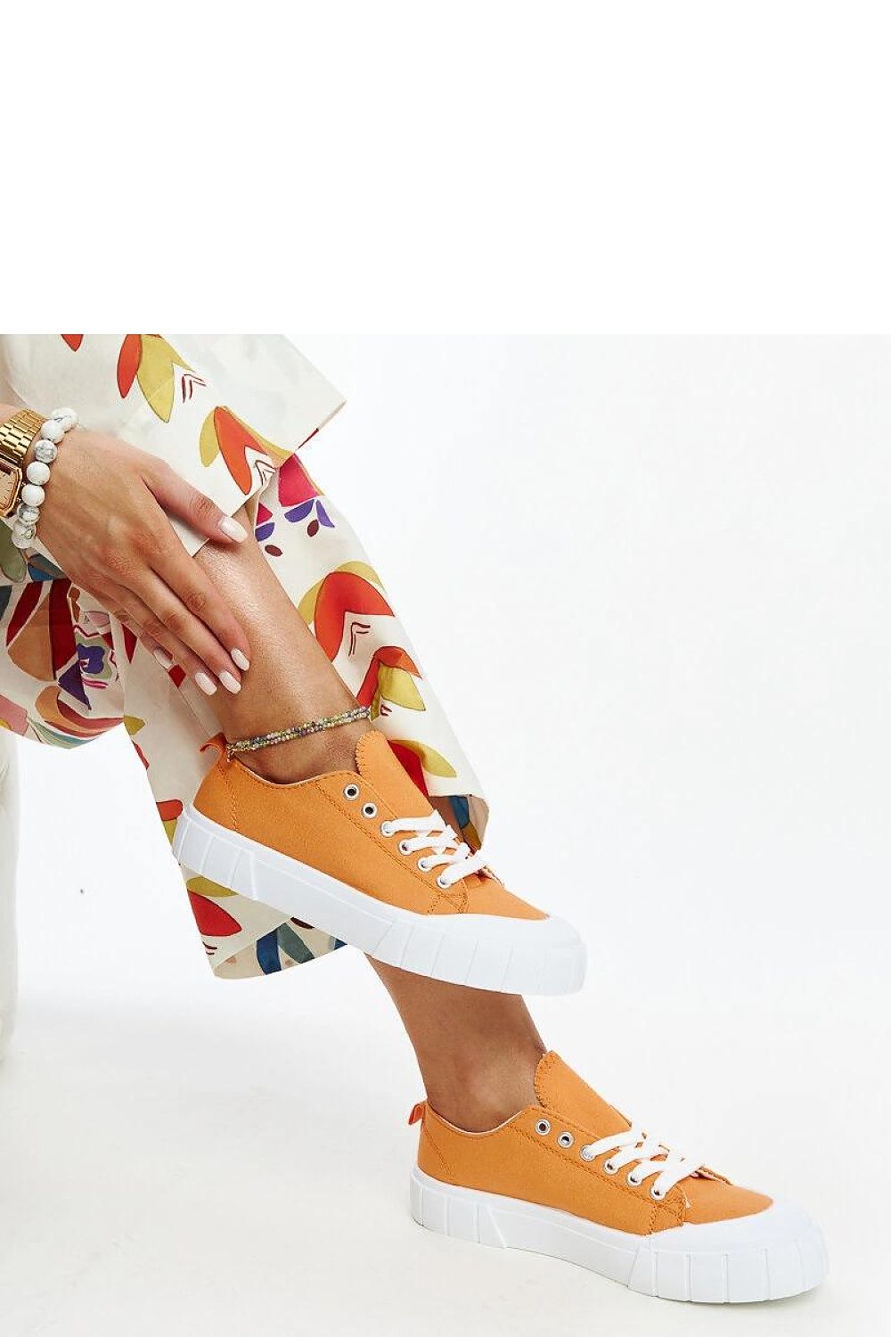   Pomarańczowe materiałowe trampki Eduarda - Solea 