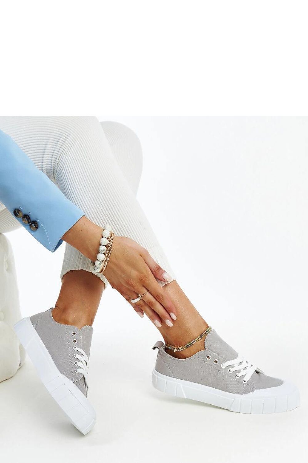   Szare materiałowe trampki Eduarda - Solea 