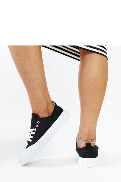   Czarne materiałowe trampki Eduarda - Solea 