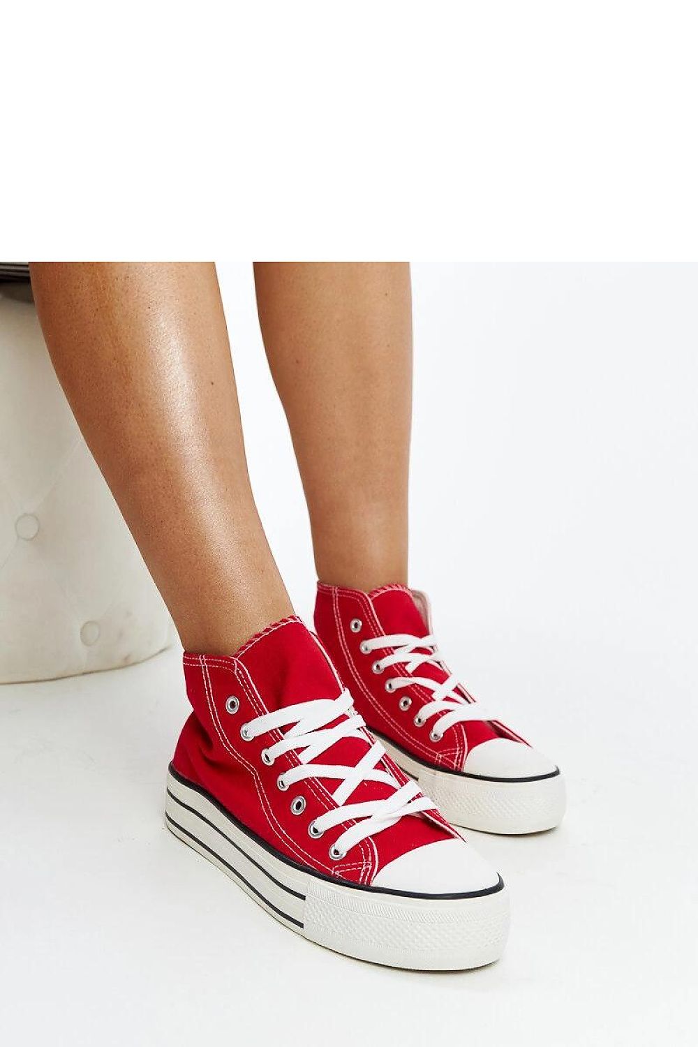   Czerwone wysokie trampki na grubej podeszwie Bagy - Solea 