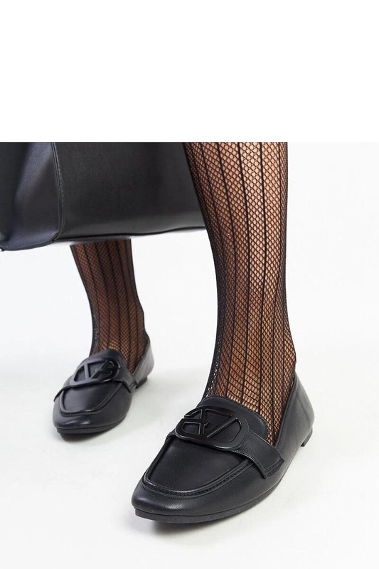   Czarne mokasyny z klamerką Delgi - Solea 