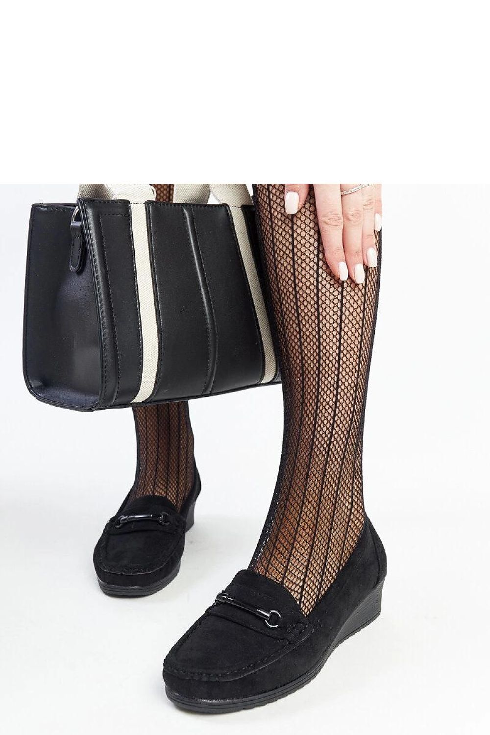   Czarne mokasyny na koturnie Amela - Solea 