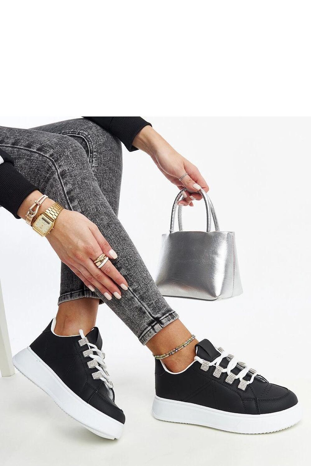   Czarne sneakersy na grubej podeszwie Walida - Solea 