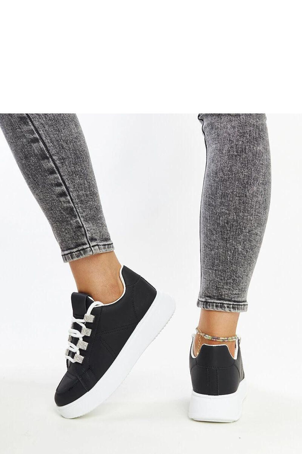   Czarne sneakersy na grubej podeszwie Walida - Solea 