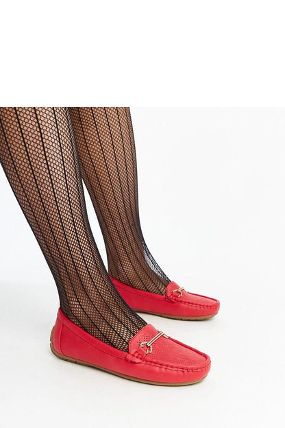   Czerwone mokasyny z ozdobną klamerką Adila - Solea 