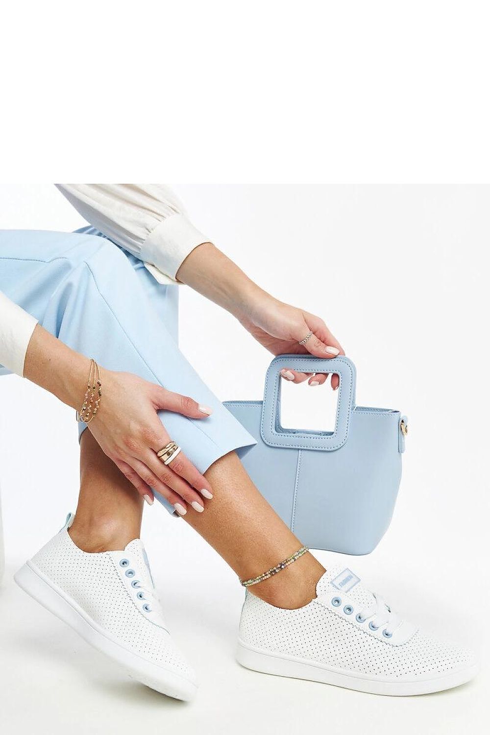   Białe trampki eko-skórzane Yusra - Solea 