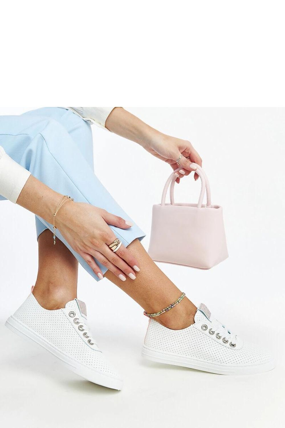   Białe trampki eko-skórzane Anbarin - Solea 