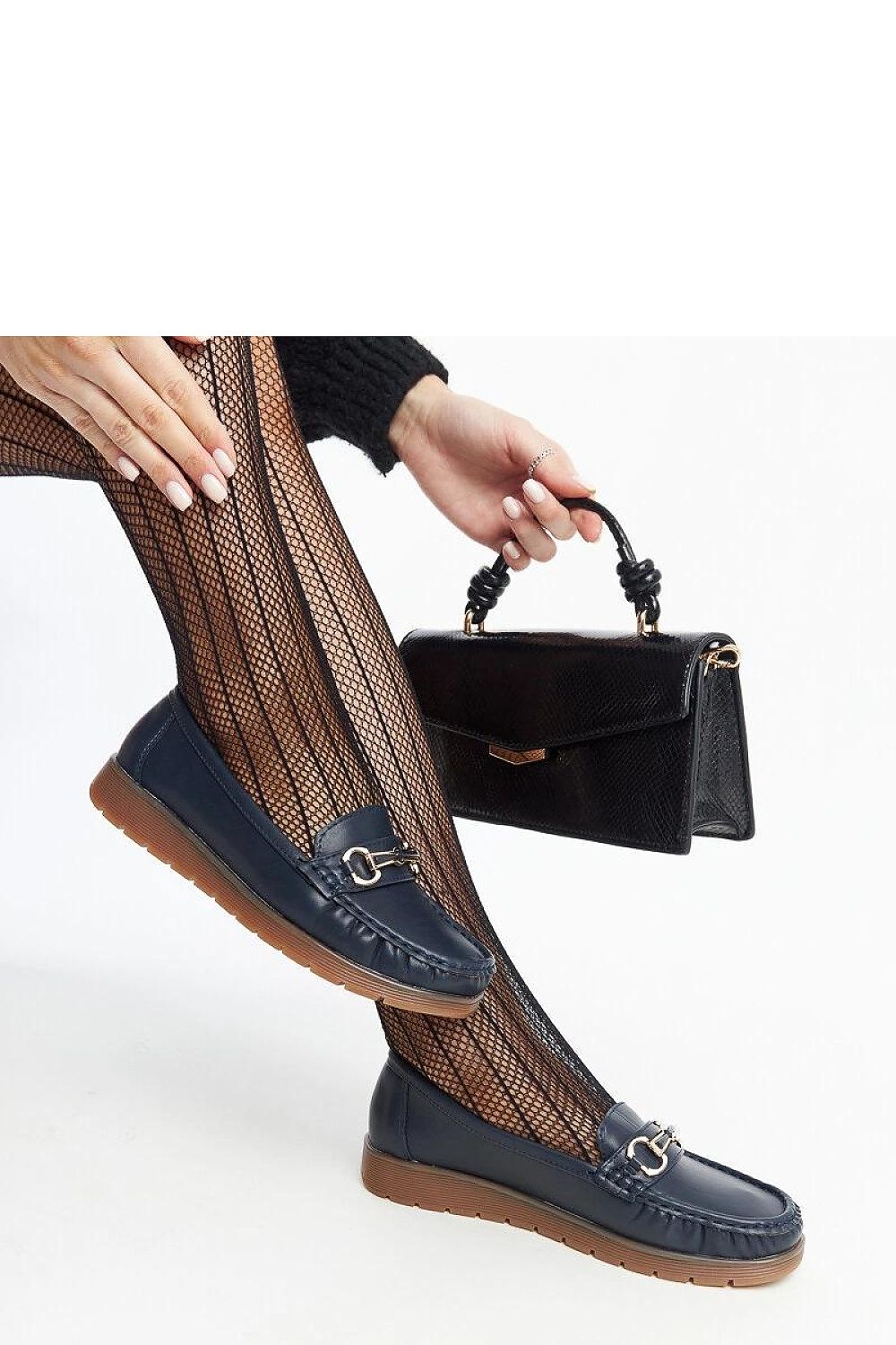   Granatowe mokasyny z klamerką Anisah - Solea 