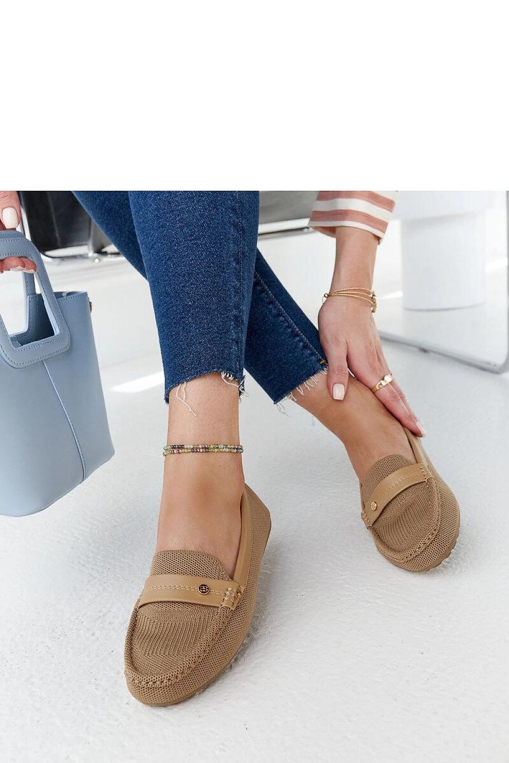   Beżowe materiałowe mokasyny Fombio - Solea 