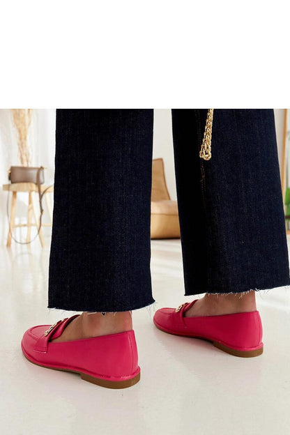   Różowe mokasyny zdobione łańcuszkiem Kuens - Solea 