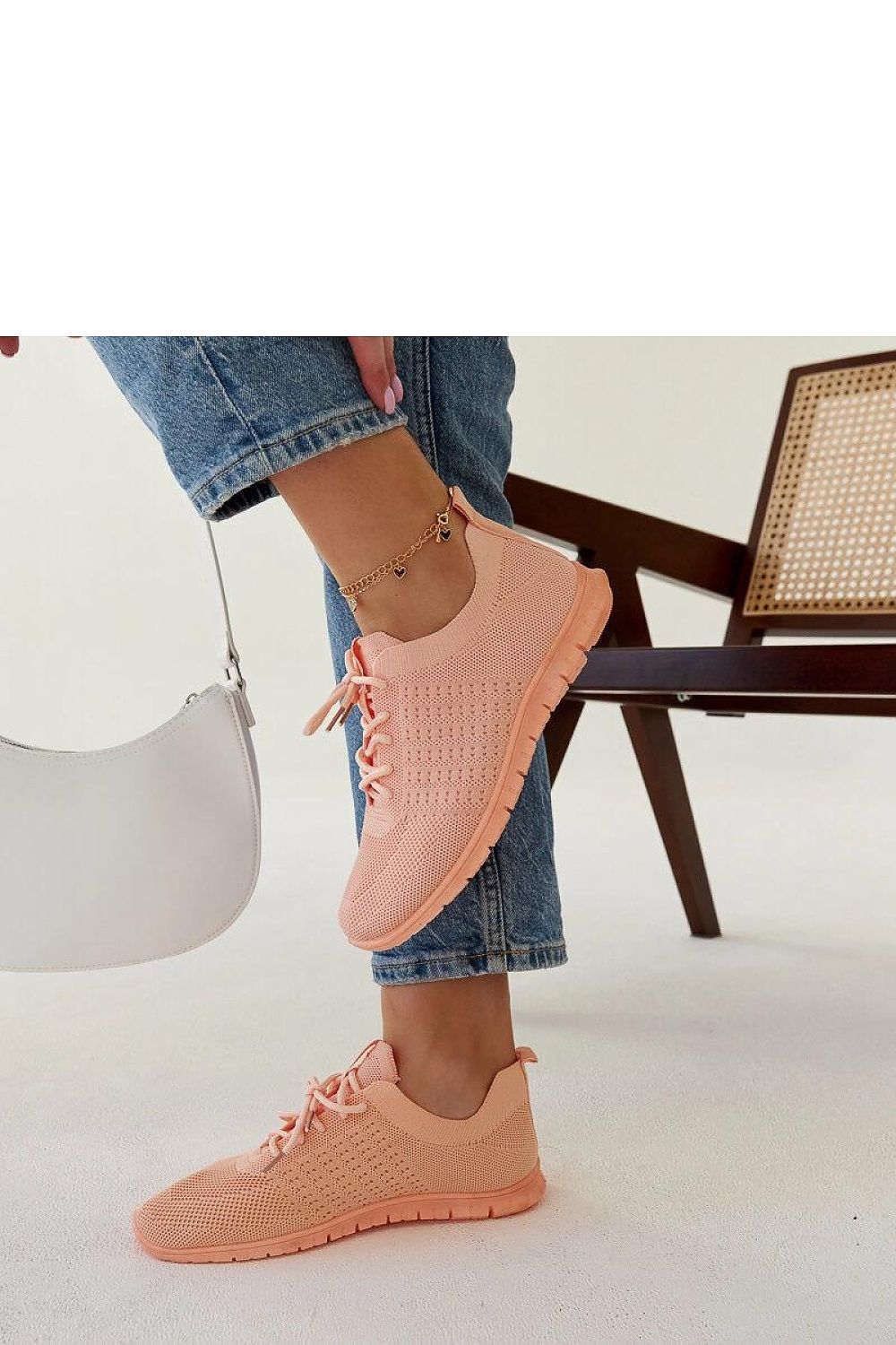   Różowe materiałowe sneakersy Mairago - Solea 