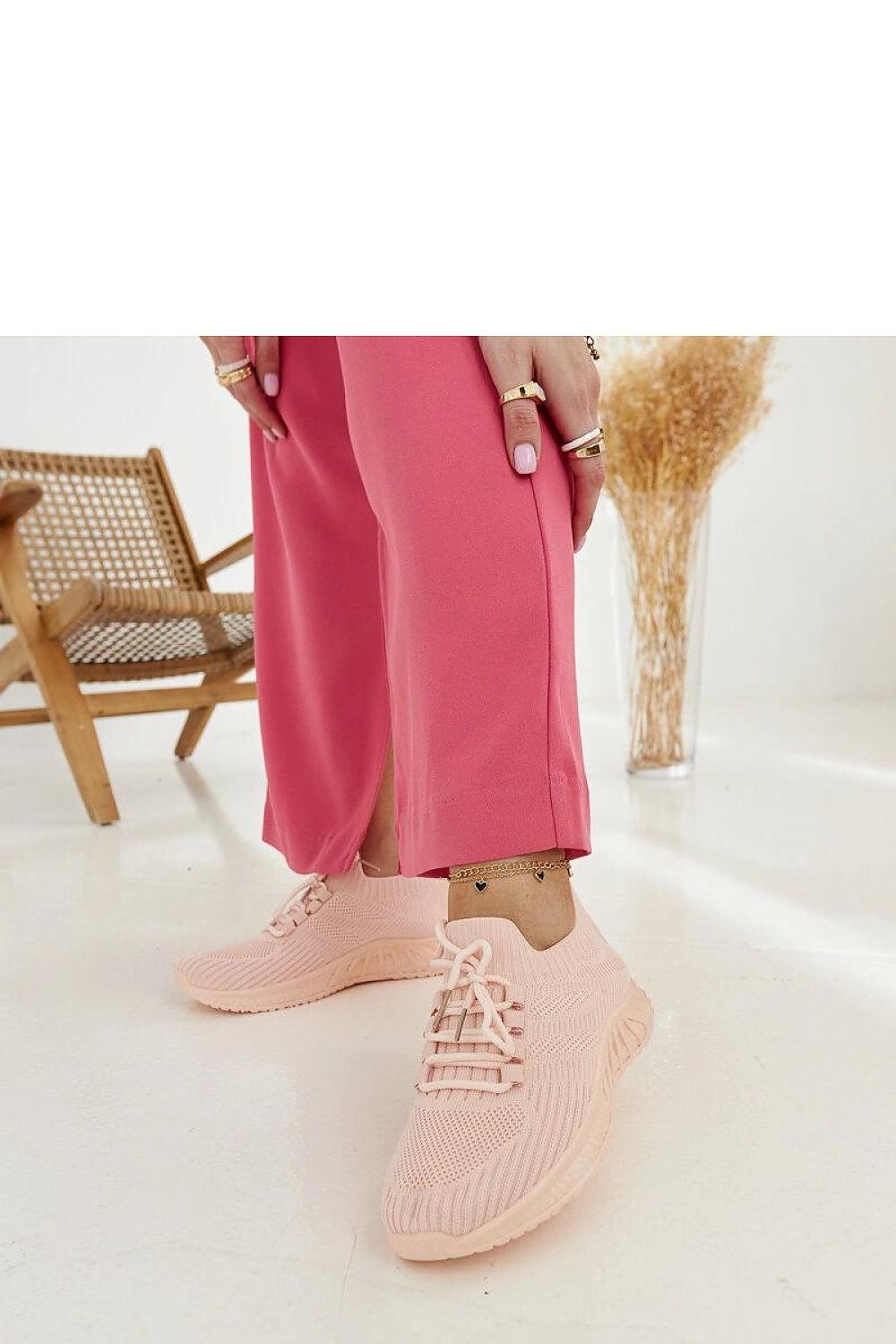   Różowe materiałowe sneakersy Ornella - Solea 