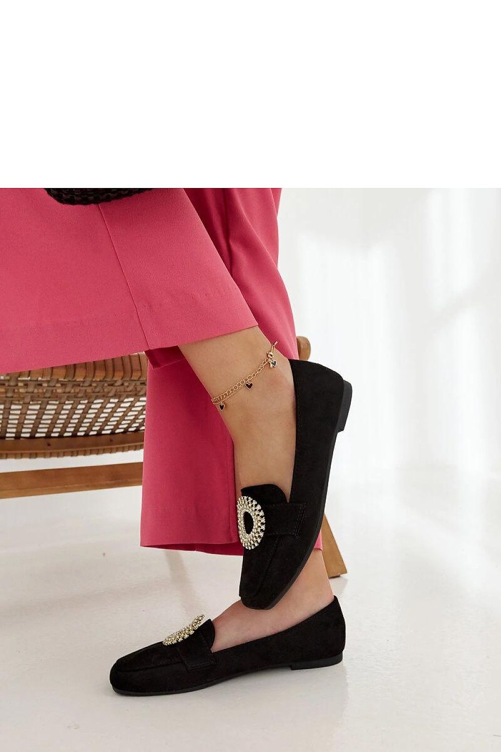   Czarne mokasyny zdobione cyrkoniami Celena - Solea 