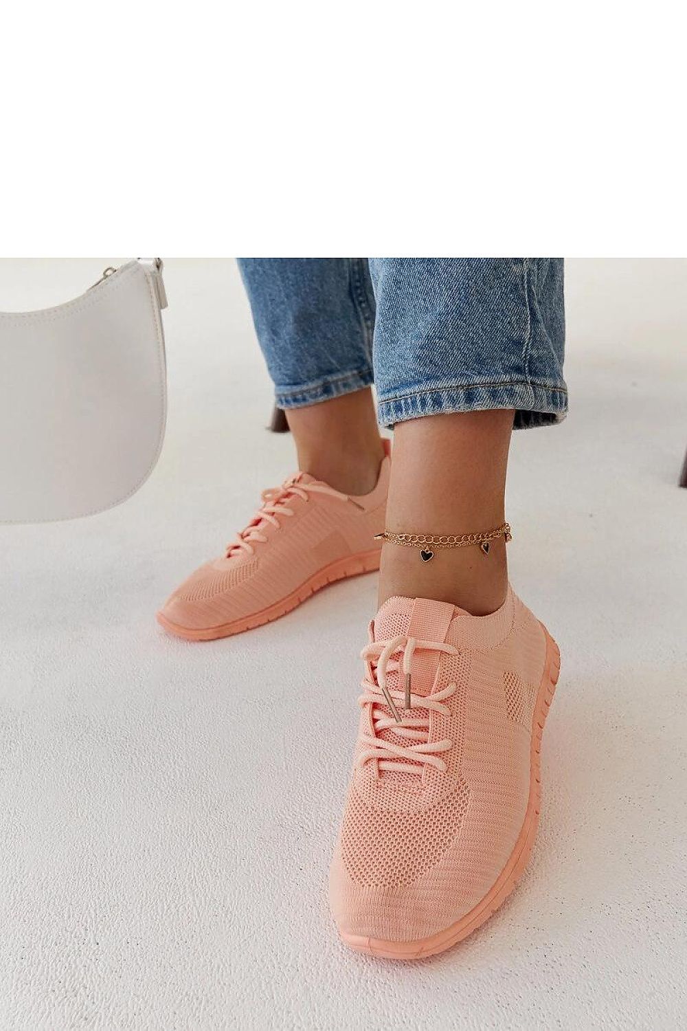   Różowe materiałowe sneakersy Erminio - Solea 