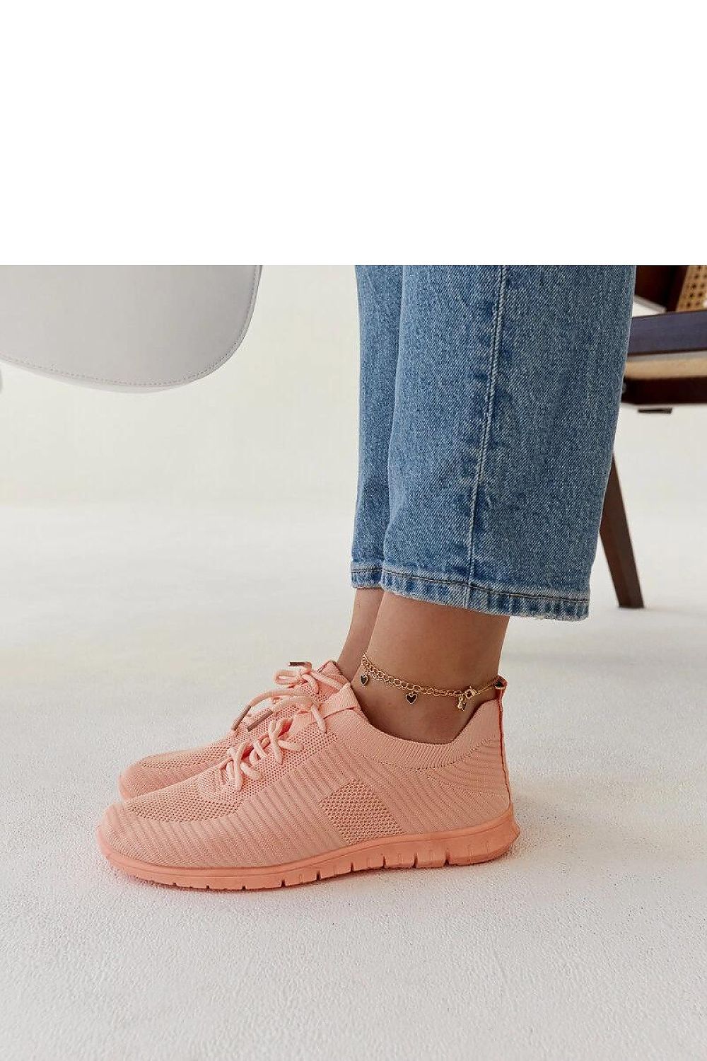   Różowe materiałowe sneakersy Erminio - Solea 