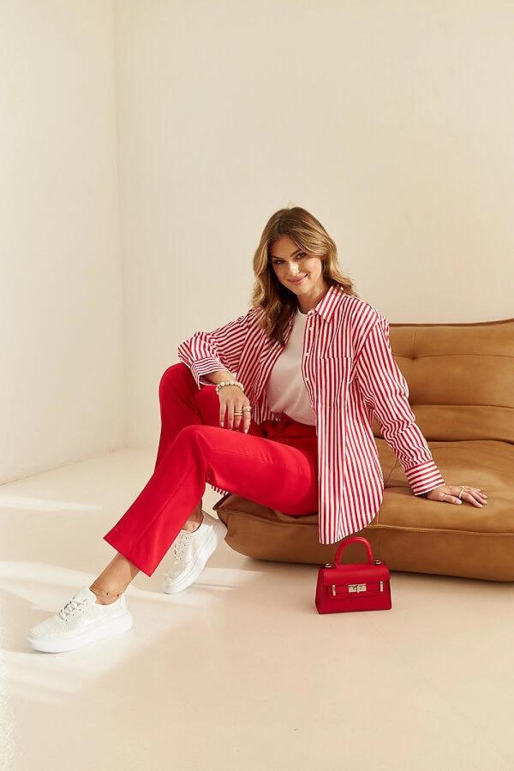   Srebrne trampki na platformie Lori - Solea 