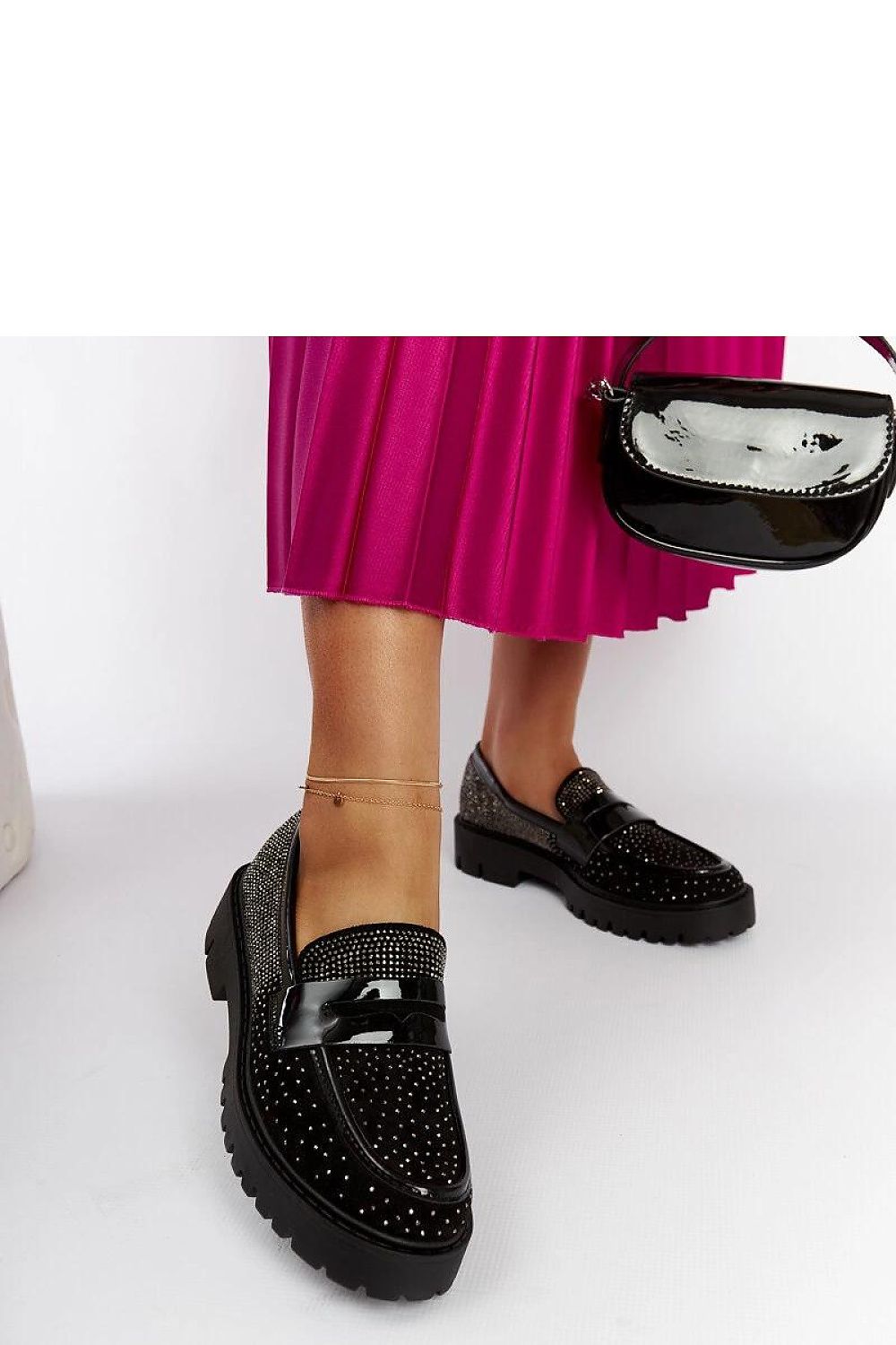   Czarne mokasyny zdobione cyrkoniami Newport - Solea 