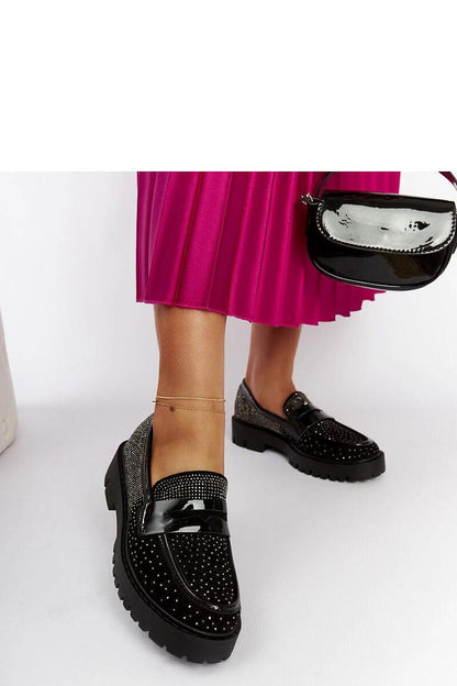   Czarne mokasyny zdobione cyrkoniami Newport - Solea 