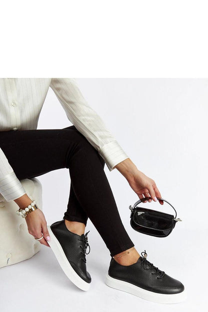   Czarne perforowane tenisówki Laytonville - Solea 