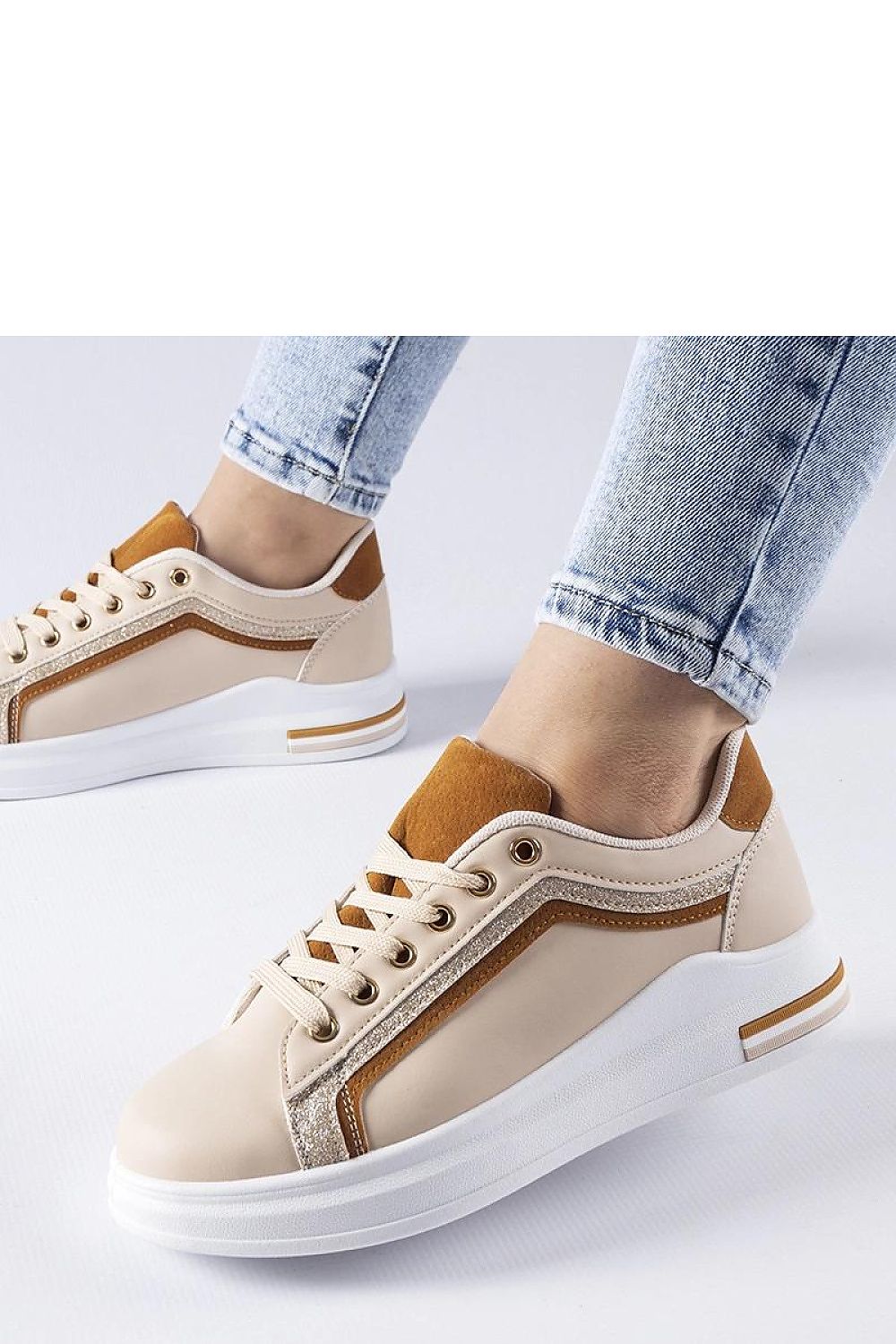   Beżowe sneakersy na platformie Mayfield - Solea 