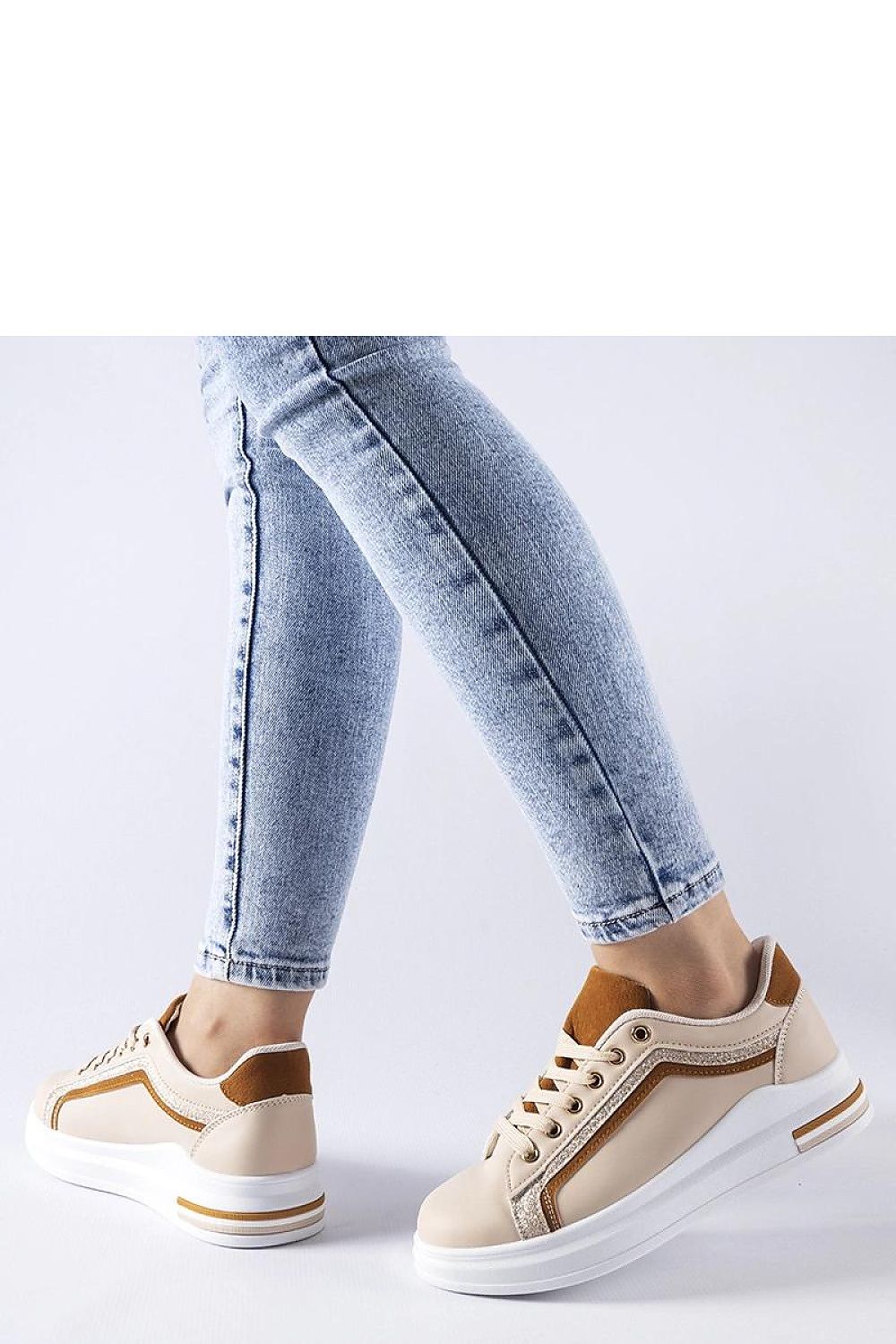   Beżowe sneakersy na platformie Mayfield - Solea 