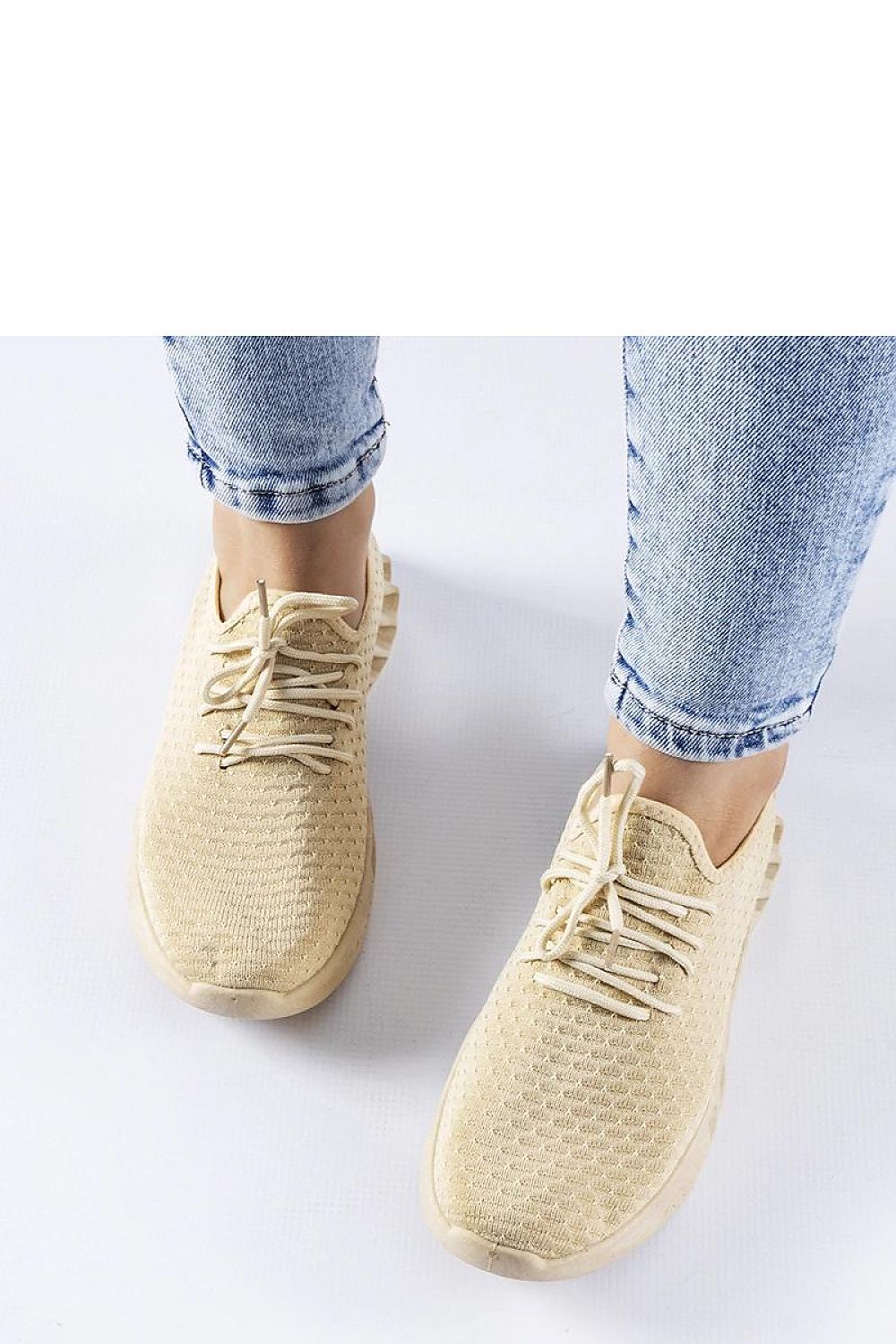   Beżowe materiałowe sneakersy Derek - Solea 