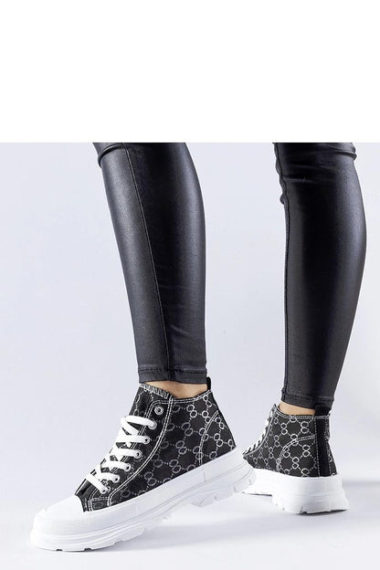   Czarne trampki zdobione monogramem Terenzio - Solea 