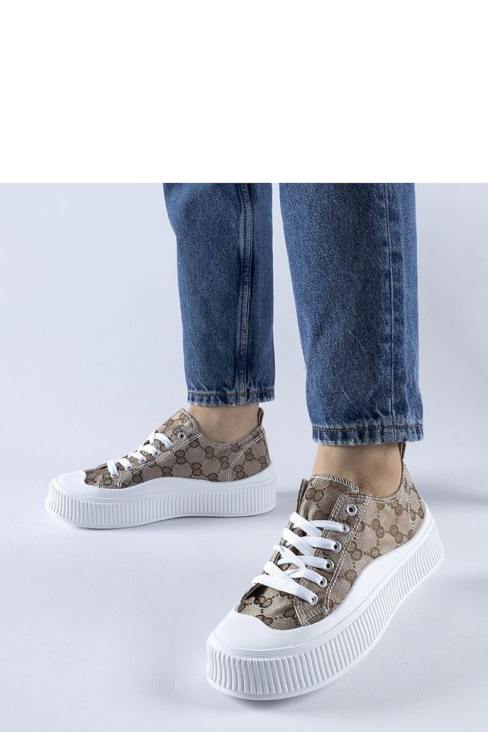   Brązowe trampki zdobione monogramem Cavi - Solea 