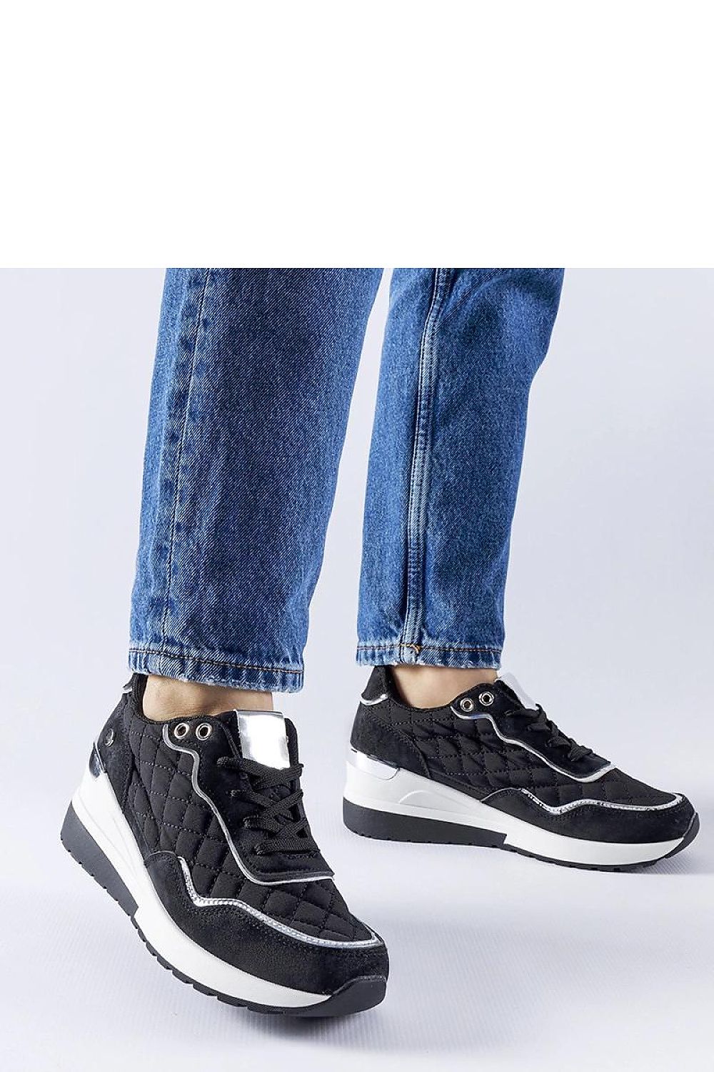   Czarne sneakersy na koturnie Pisignano - Solea 