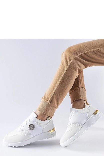   Białe sportowe sneakersy Almenno - Solea 